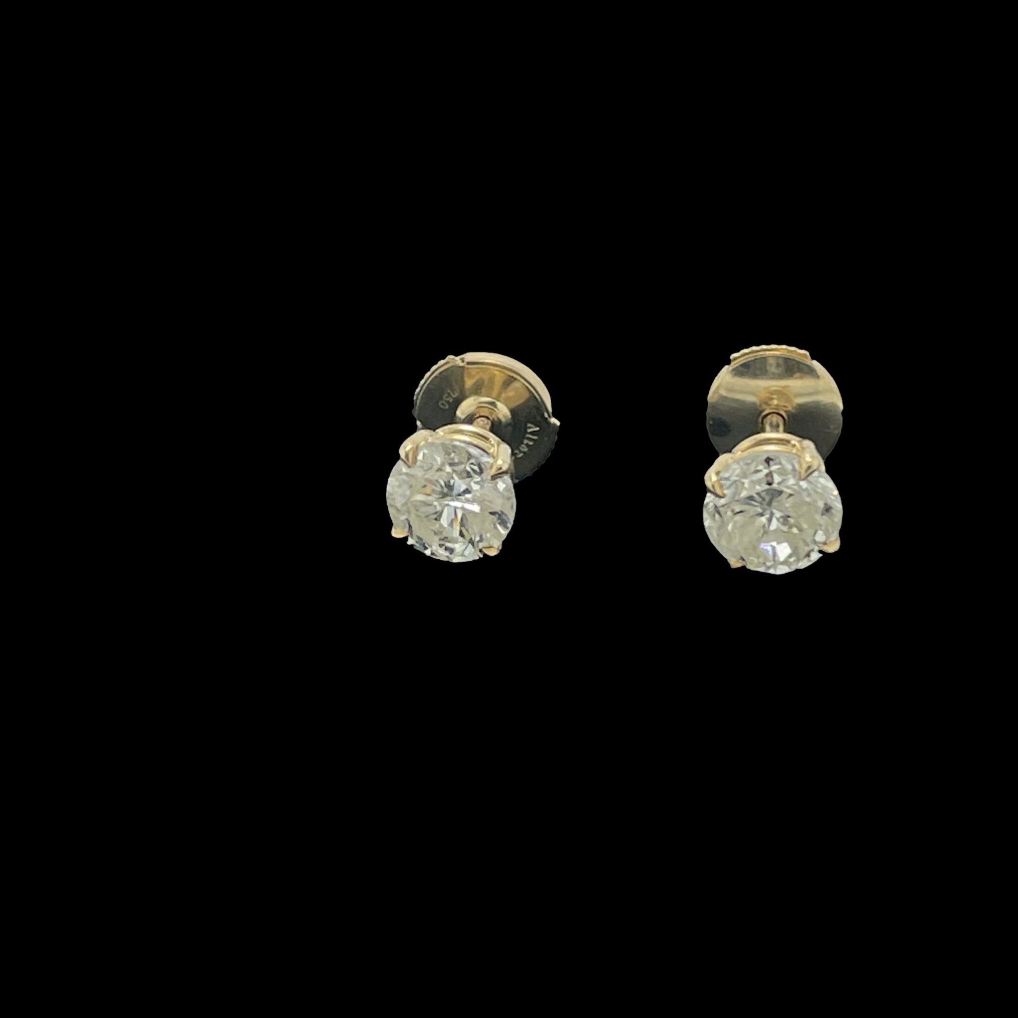 Clous D Oreilles Or Jaune 18k Diamant 0 04 Ct 2 Pierres W Pi1 O3 Mm 600741