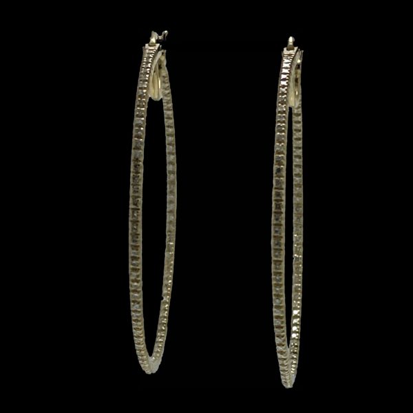 BOUCLES D'OREILLES CREOLES EN OR JAUNE 750 SERTIE DE 154 DIAMANTS – Image 4