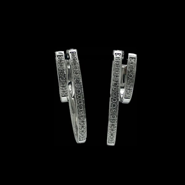 BOUCLES D'OREILLES DOUBLE CREOLES EN OR GRIS 750 SERTIE DE 27 DIAMANTS