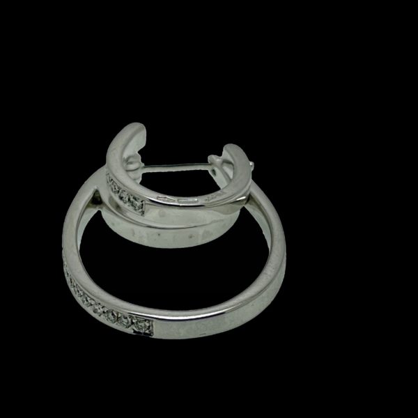 BOUCLES D'OREILLES DOUBLE CREOLES EN OR GRIS 750 SERTIE DE 27 DIAMANTS – Image 3