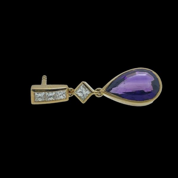 BOUCLES D'OREILLES PENDANTES EN OR JAUNE 18K DIAMANT ET AMETHYSTE – Image 2