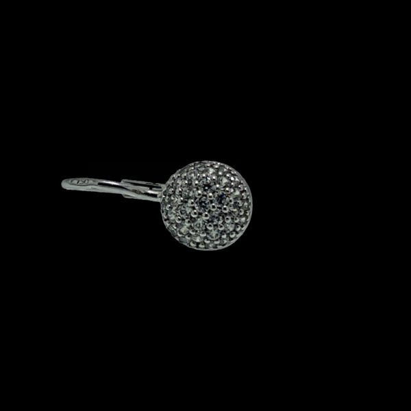 BOUCLES D'OREILLES EN OR GRIS BOUTONS SERTIES DE DIAMANTS – Image 3