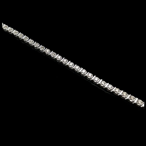 BRACELETS TENNIS SERTI DE 50 DIAMANTS ET OR GRIS 9K/333 – Image 4