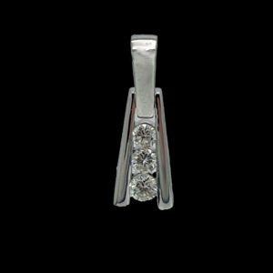 COLLIER-PENDENTIF DIAPASON TRILOGIE OR GRIS 18K/750 3 DIAMANTS DEGRADES