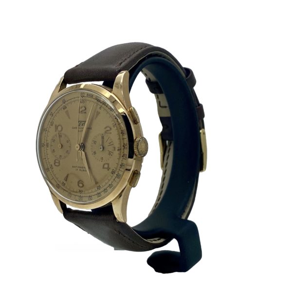 TEVO CHRONOGRAPHE SUISSE ANTIMAGNETIC 17 RUBIS OR JAUNE 18K DE 1950'S 38MM – Image 2