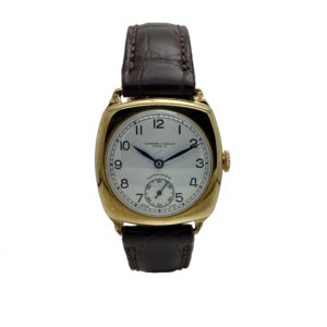 CAMERER CUSS & Co LONDON PAR LONGINES MONTRE COUSSIN 26x28MM OR JAUNE 18K
