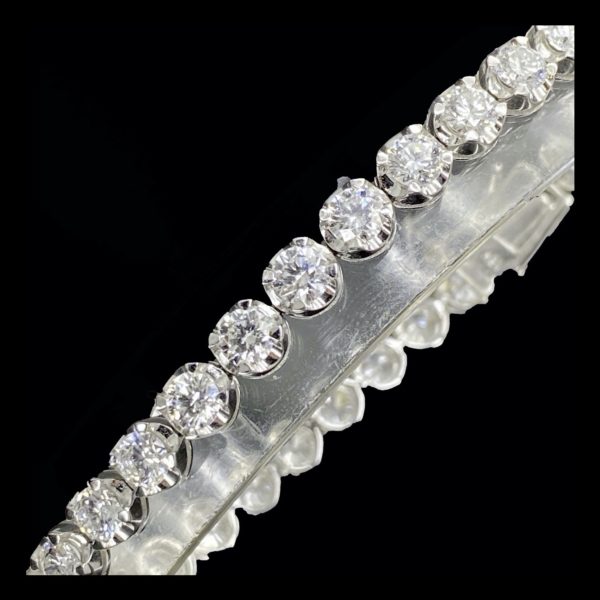 BRACELETS TENNIS SERTI DE 32 DIAMANTS 8,03CT. ET OR GRIS 18K/750 – Image 3