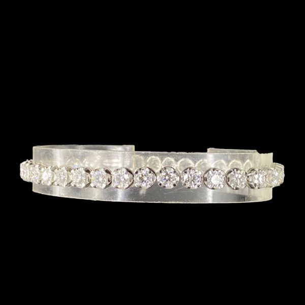 BRACELETS TENNIS SERTI DE 32 DIAMANTS 8,03CT. ET OR GRIS 18K/750 – Image 4