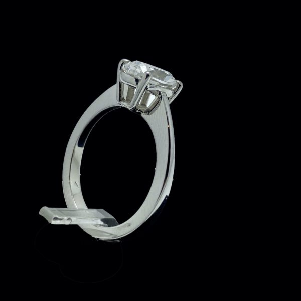 BAGUE SOLITAIRES PIECE UNIQUE CREATION OR24 OR 18K/750 GRIS – Image 3