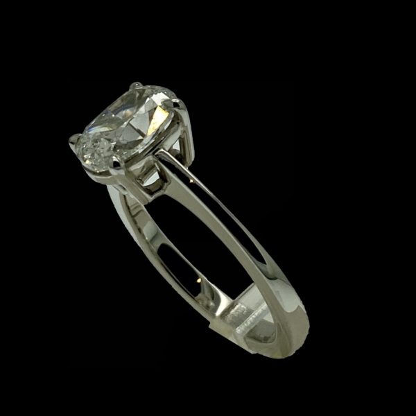 BAGUE SOLITAIRES PIECE UNIQUE CREATION OR24 OR 18K/750 GRIS – Image 6