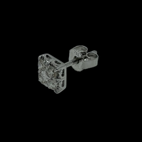 BOUCLES D'OREILLES EN OR GRIS 750 CARREE SERTIES DE 4 DIAMANTS 0,56CTS. – Image 4