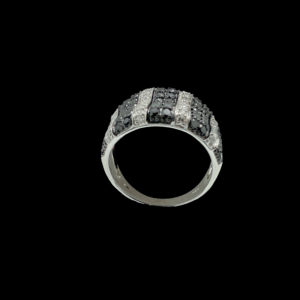 BAGUE VAGUE OR GRIS 18K DIAMANTS BLANC ET NOIR TAILLE BRILLANT MODERNE TAILLE 53/54