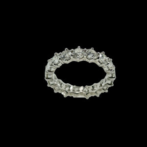 BAGUE TOUR COMPLET SERTIE DE 17 DIAMANTS 4 CARATS OR GRIS 18K TAILLE 54