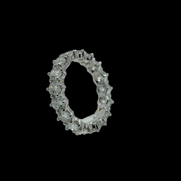 BAGUE TOUR COMPLET SERTIE DE 17 DIAMANTS 4 CARATS OR GRIS 18K TAILLE 54 – Image 3