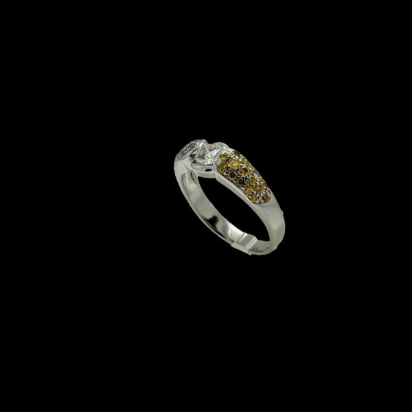 BAGUE OR GRIS 18K DIAMANTS CENTRAL 0,55CT ET DIAMANTS BLANC ET JAUNE CARATS  TAILLE 57 – Image 2