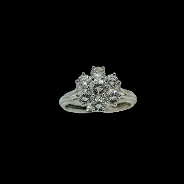 BAGUE OR GRIS 18K FLEUR SERTIE DE 7 DIAMANTS TAILLE 53/54 – Image 4