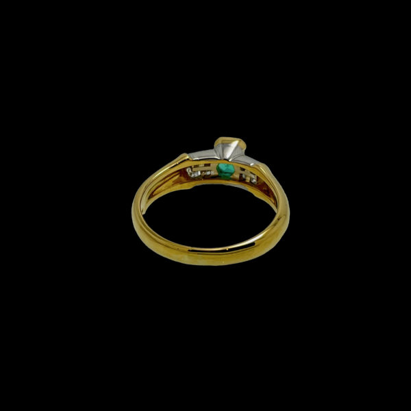 BAGUE OR JAUNE ET GRIS 18K EMERAUDE ET DIAMANTS TAILLE 58 – Image 7
