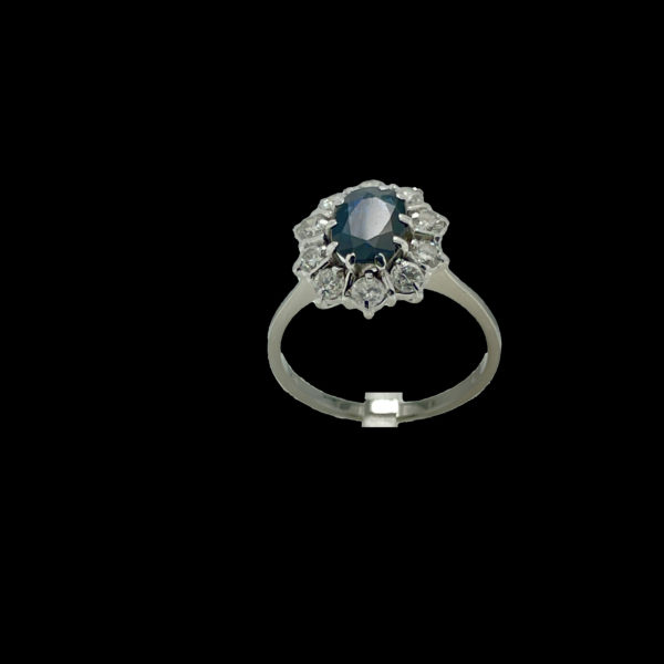 BAGUE OR GRIS 18K FLEUR SERTIE D'UN SAPHIR ET DE 10 DIAMANTS TAILLE 52 – Image 9