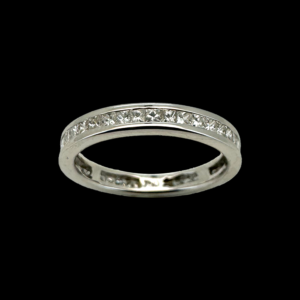 BAGUE TOUR COMPLET EN OR GRIS 750 SERTIE DE 40 DIAMANTS TAILLE PRINCESS