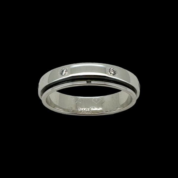 BAGUE PIAGET POSSESSION EN OR GRIS 750 SERTIE DE 7 DIAMANTS – Image 2