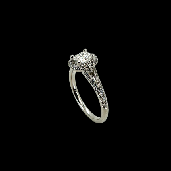 BAGUE SOLITAIRE DE AGUA DE ORO OR GRIS 750 SERTIE D'UN DIAMANT TAILLE COUSSIN – Image 3