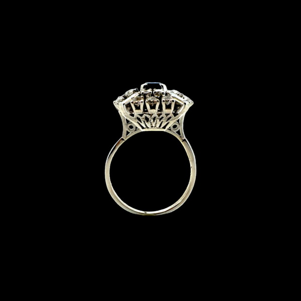 BAGUE VINTAGE EN OR GRIS 750 SAPHIR ET DIAMANTS – Image 3