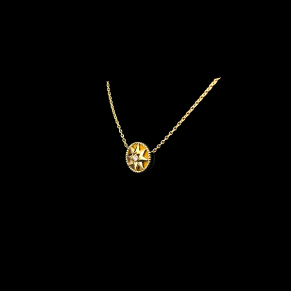 COLLIER-PENDENTIF DIOR ROSE DES VENTS OR JAUNE, DIAMANT ET ŒIL DE TIGRE – Image 2