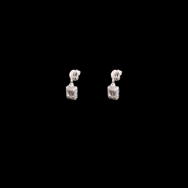 BOUCLES D'OREILLES OR GRIS 750 SERTIES DE DIAMANTS – Image 3