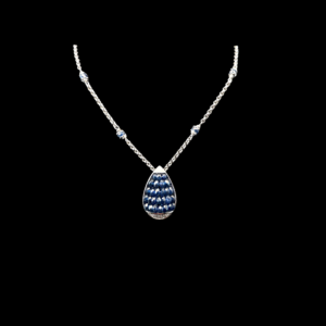 COLLIER-PENDENTIF EN OR GRIS 750 ET SAPHIRS NATURELS