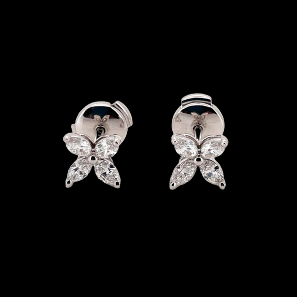 BOUCLES D'OREILLES TIFFANY & CO "VICTORIA" PLATINE ET DIAMANTS – Image 2
