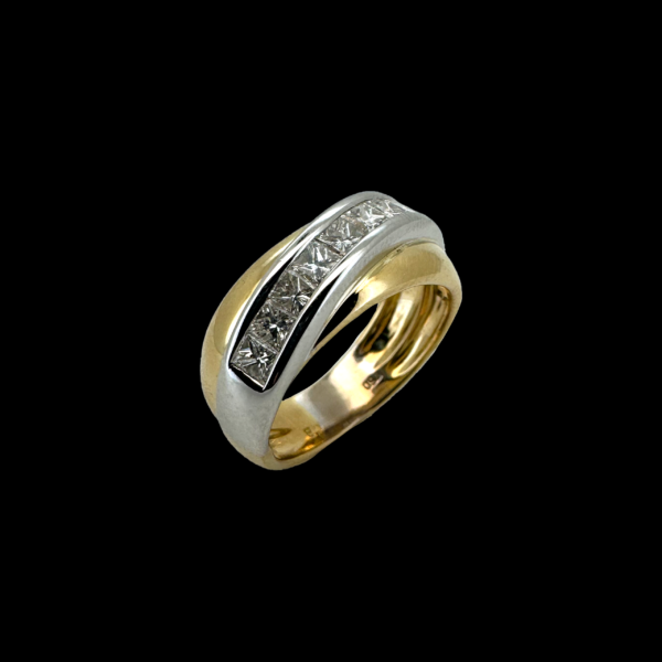BAGUE CARL BUCHERER OR JAUNE ET GRIS ET DIAMANTS – Image 3