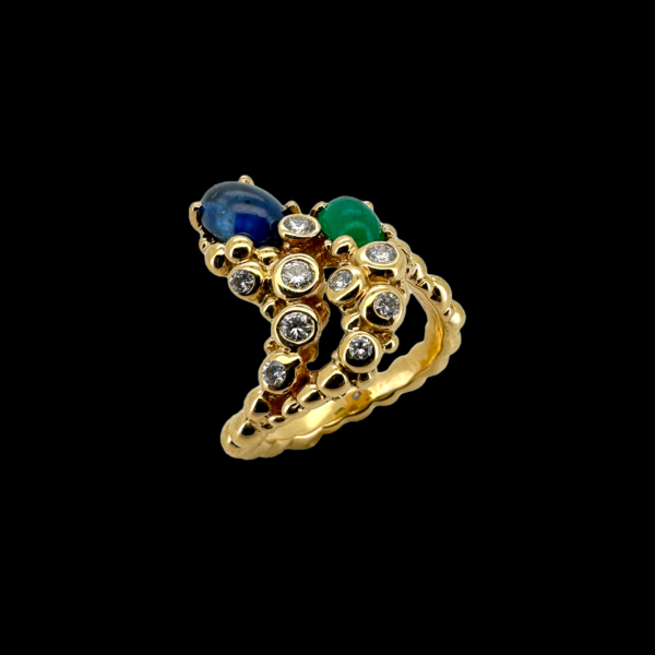 BAGUE GILBERT ALBERT MIMOSA OR JAUNE 750 DIAMANTS SAPHIR ET EMERAUD – Image 2