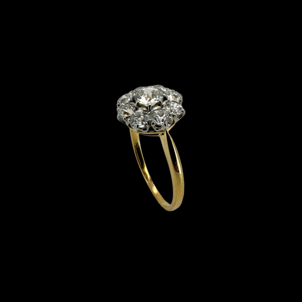 BAGUE VINTAGE FLEUR EN OR JAUNE ET GRIS 750 ET DIAMANTS – Image 2