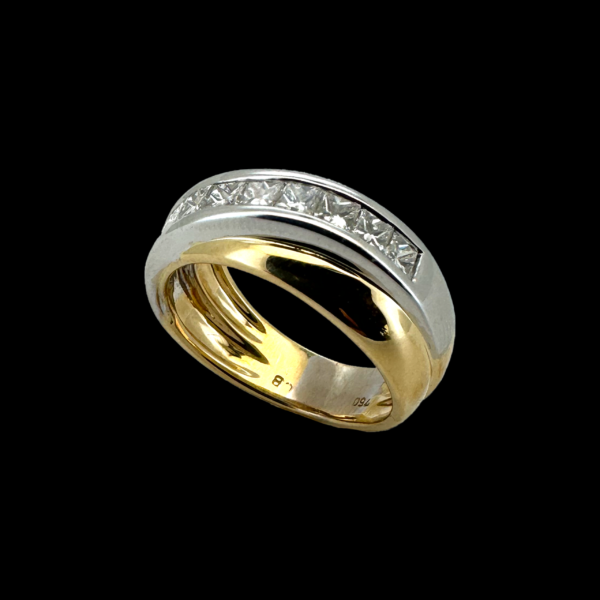 BAGUE CARL BUCHERER OR JAUNE ET GRIS ET DIAMANTS – Image 2