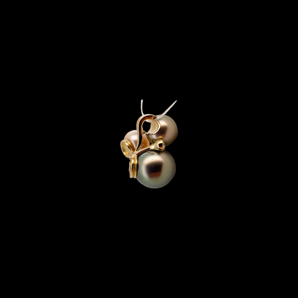 PENDENTIF GILBERT ALBERT PERLES DE TAHITI ET DIAMANTS – Image 3