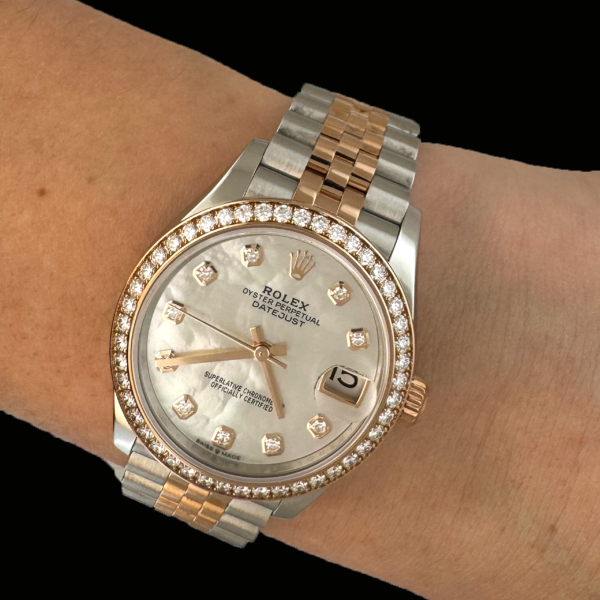 ROLEX OYSTER DATEJUST ACIER OYSTERSTEEL ET OR EVEROSE NACRE ET DIAMANTS – Image 4