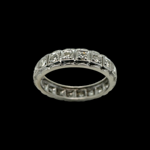 BAGUE TOUR COMPLET EN OR GRIS 750 SERTIE DE 20 DIAMANTS