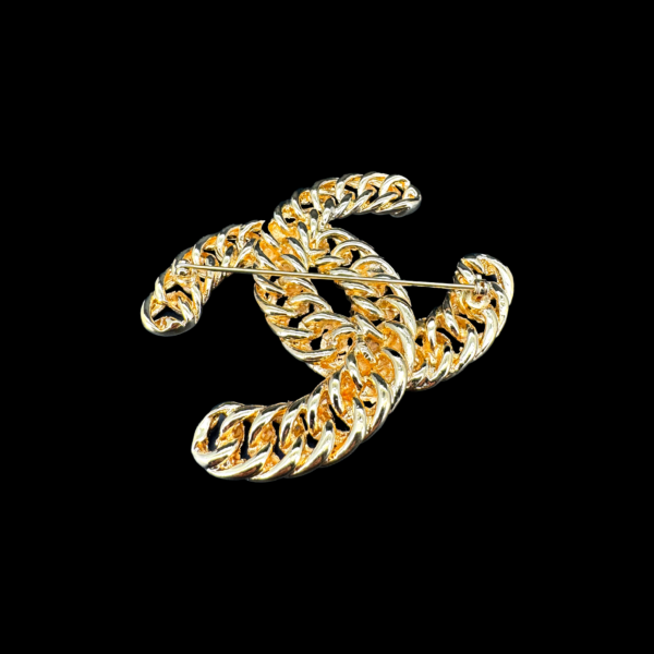 BROCHE CHANEL VINTAGE PLAQUE OR – Image 2
