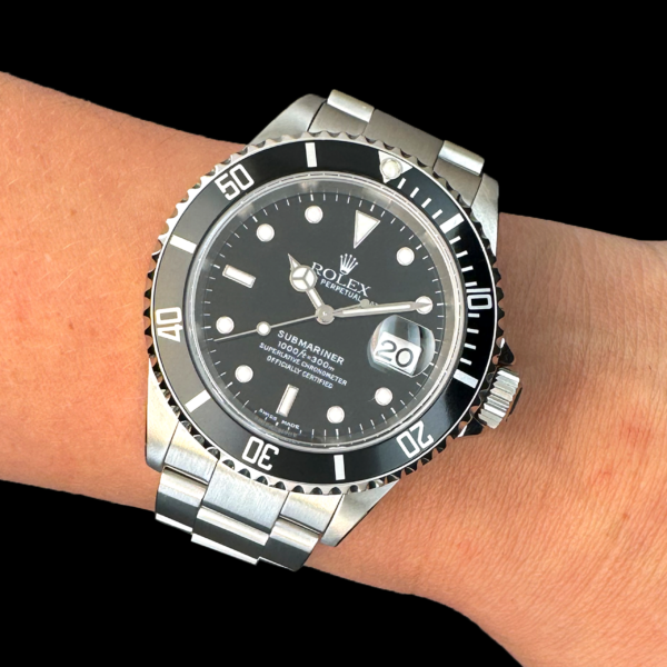 Rolex Submariner Date Serie Y de 2003 – Image 4
