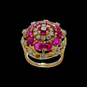 BAGUE EN OR JAUNE VINTAGE RUBIS ET DIAMANTS